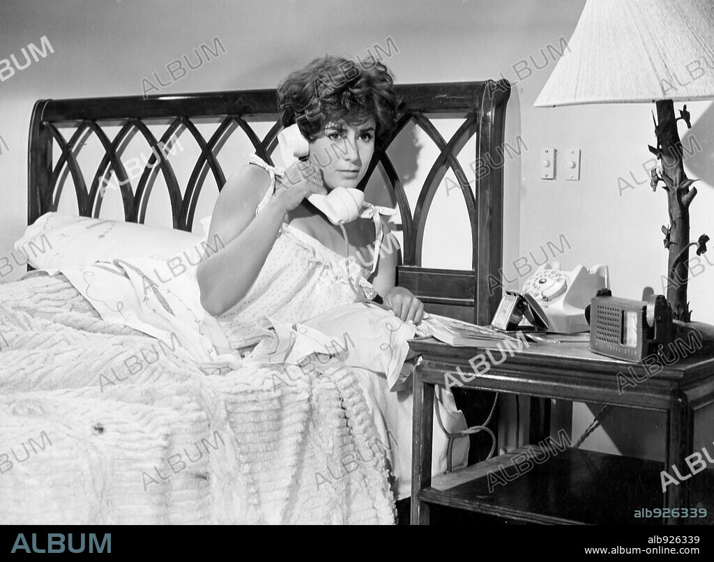 CONCHA VELASCO en CRIMEN PARA RECIEN CASADOS, 1960, dirigida por PEDRO LUIS RAMIREZ. Copyright TARFE.