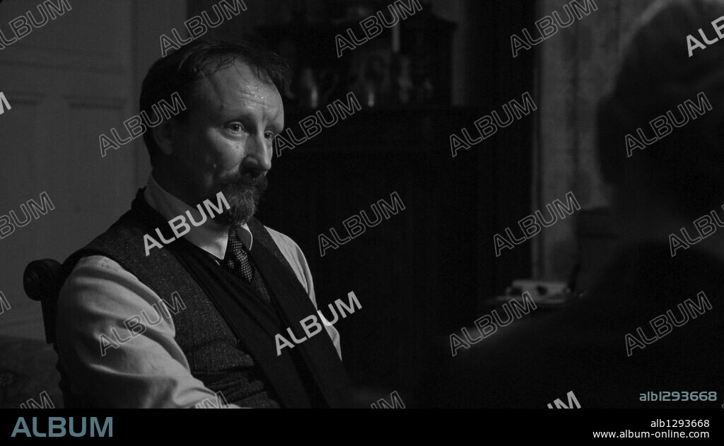 RAINER BOCK in THE WHITE RIBBON, 2009 (DAS WEISSE BAND), directed by MICHAEL HANEKE. Copyright LES FILMS DU LOSANGE/WEGA FILM/X-FILME CREATIVE POOL.