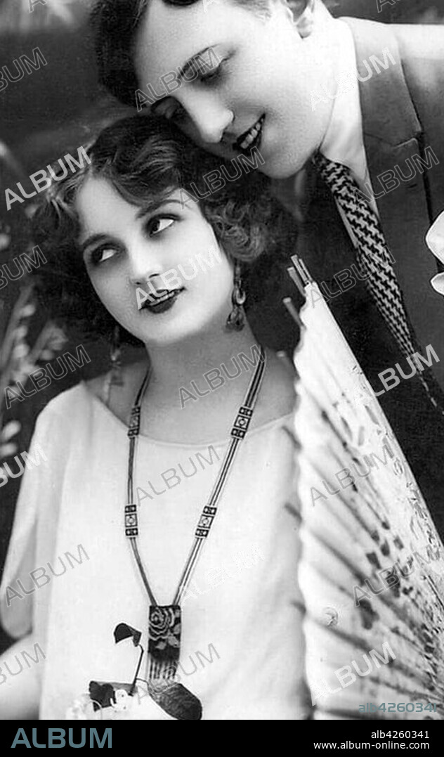Couples, Flirt, Man and Woman Flirting, 1920s, Germany, Europe.