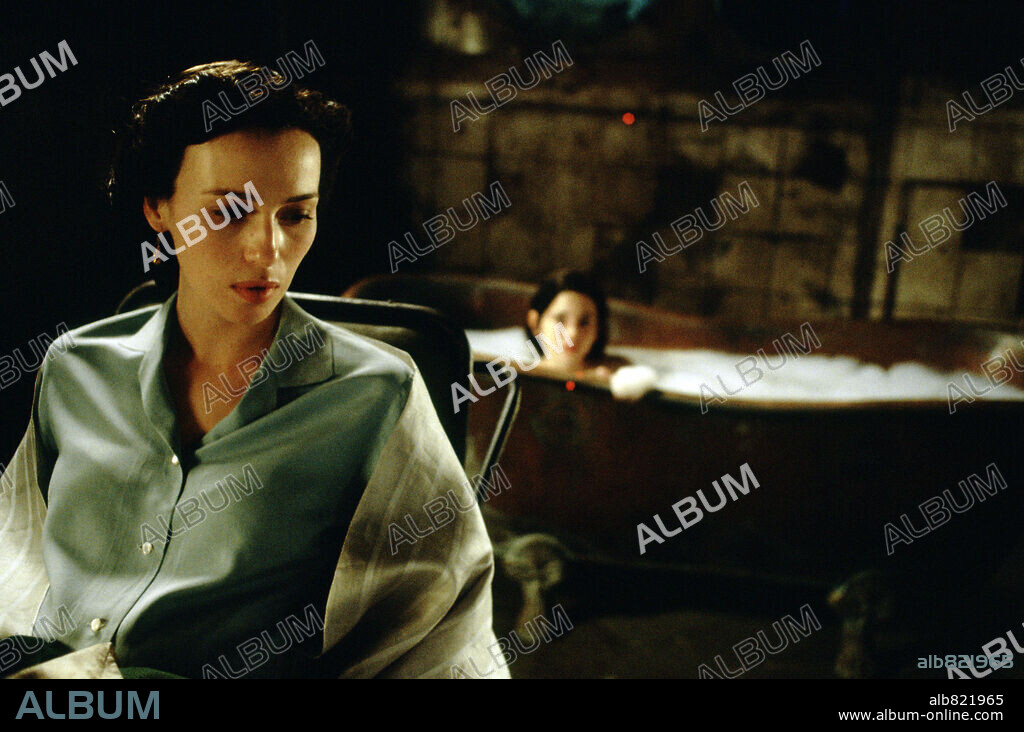 ARIADNA GIL in PAN'S LABYRINTH, 2006 (EL LABERINTO DEL FAUNO), directed by GUILLERMO DEL TORO. Copyright WARNER BROS.