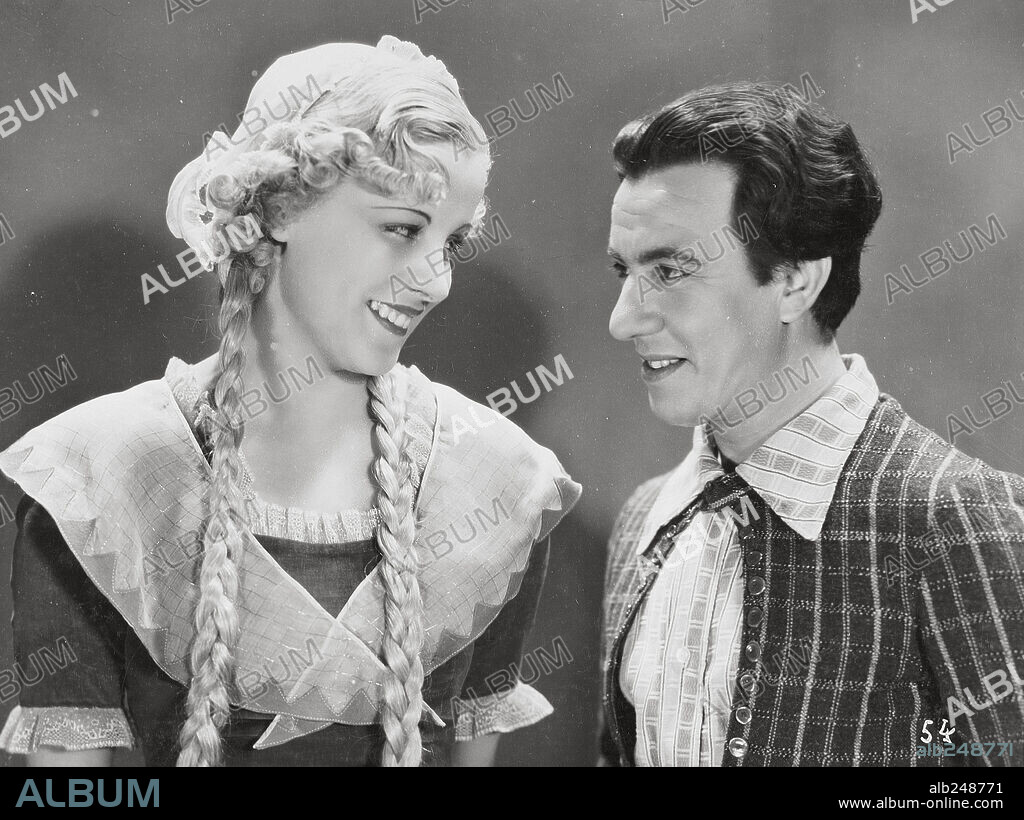 MARIA MERCADER and ROBERTO FONT in WINDMILLS, 1939 (MOLINOS DE VIENTO), directed by ROSARIO PI. Copyright INTERNACIONAL FILMS ESPANOLA.