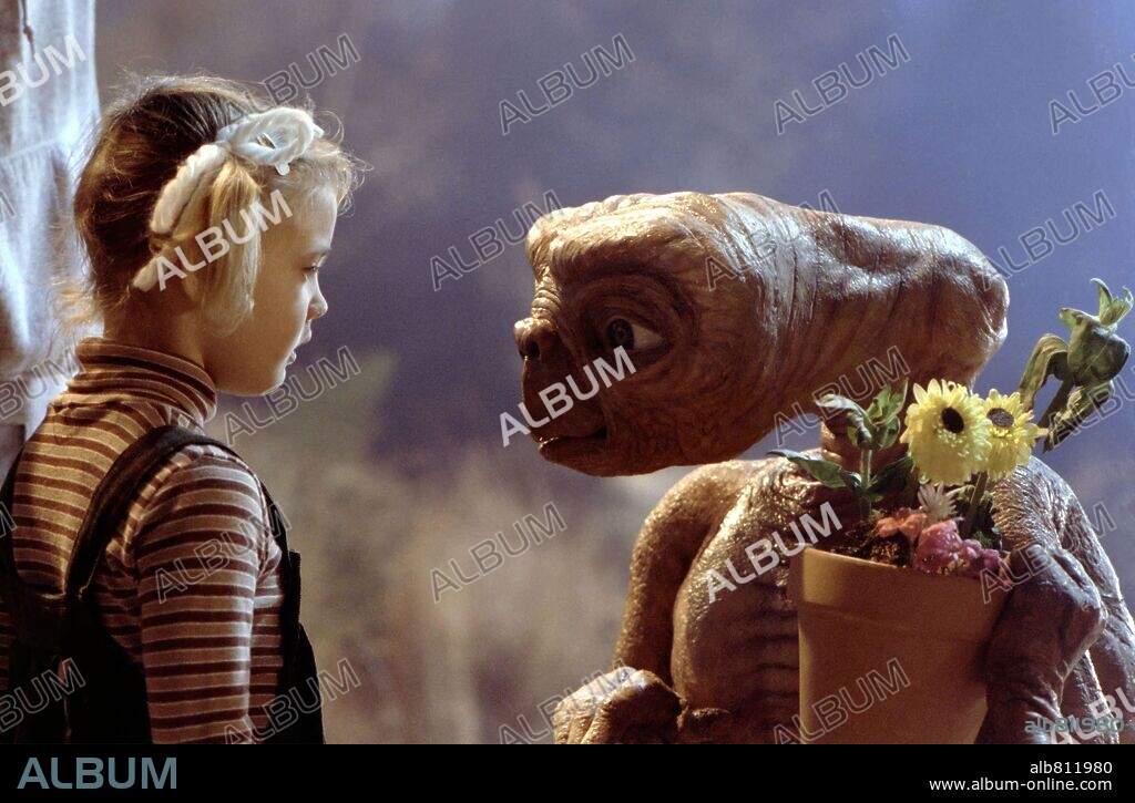 DREW BARRYMORE in E.T. - DER AUSSERIRDISCHE, 1982 (E. T. THE EXTRA-TERRESTRIAL), unter der Regie von STEVEN SPIELBERG. Copyright UNIVERSAL PICTURES / McBROOM, BRUCE.