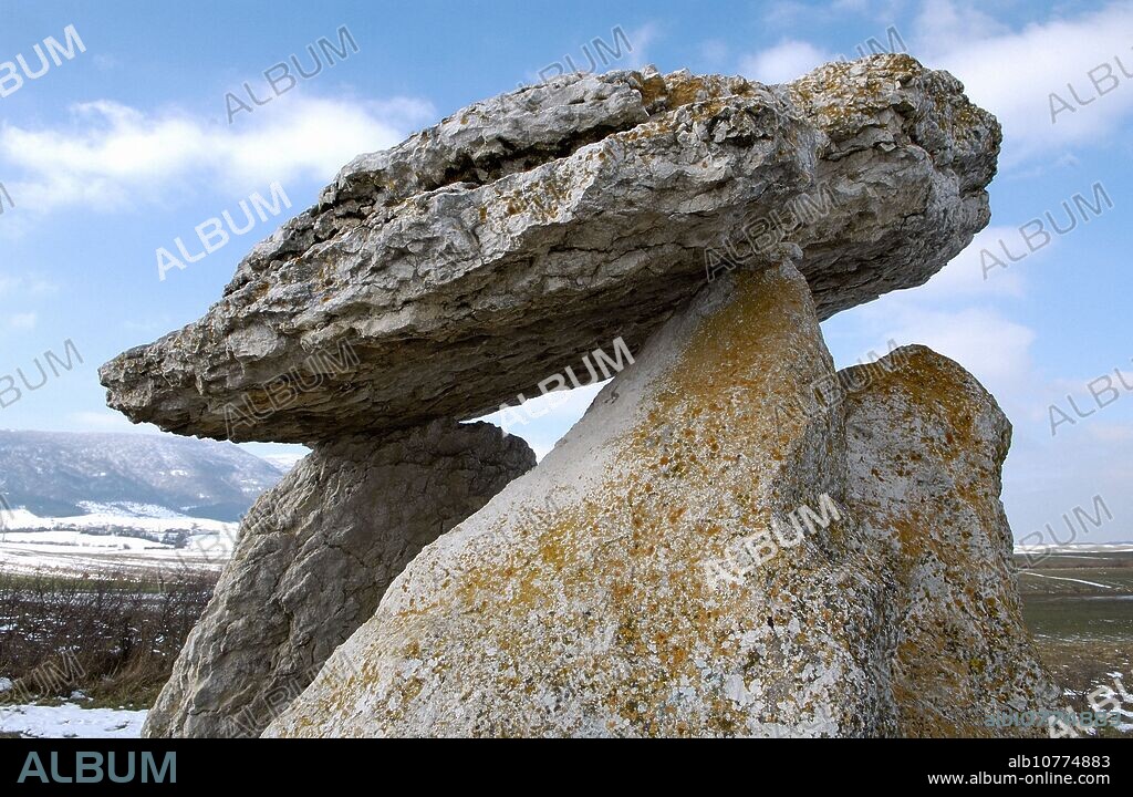 Sorginetxe dolmen. Arrizala. Salvatierra. Alava. Euskadi.