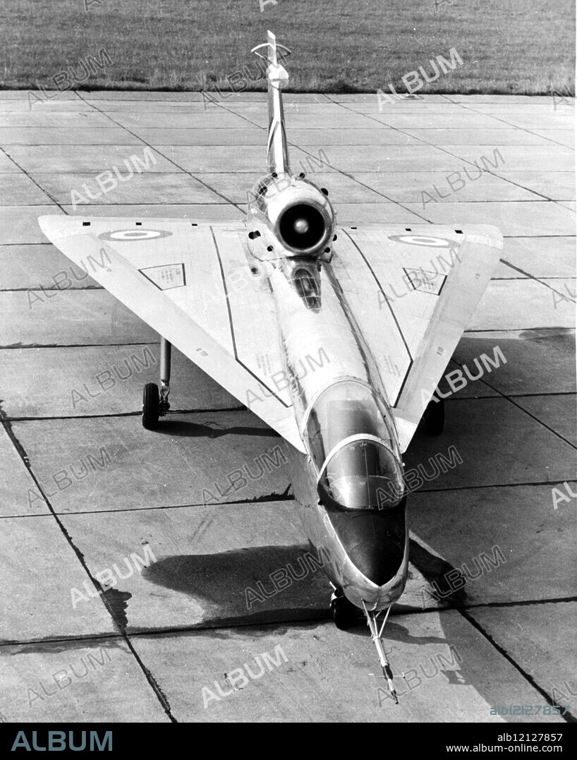 THE SLIMMEST JET AIRCRAFT - HANDLEY PAGE HP 115 IN ENGLAND. 18 AUGUST 1961.