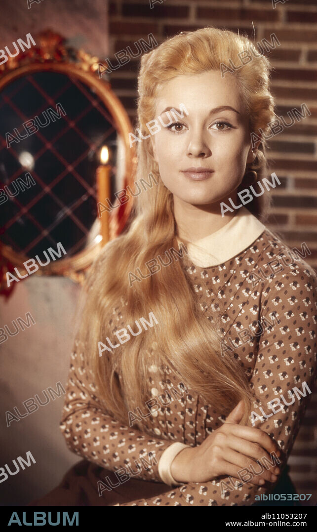 The Spanish actress María Mahor as Ebba in "Axel Munthe - The Doctor from Sant Michele", Germany / France 1962, Director: Rudolf Jungert. Spanish actress María Mahor as Ebba in "Story of San Michele", Germany / France 1962, Director: Rudolf Jungert.