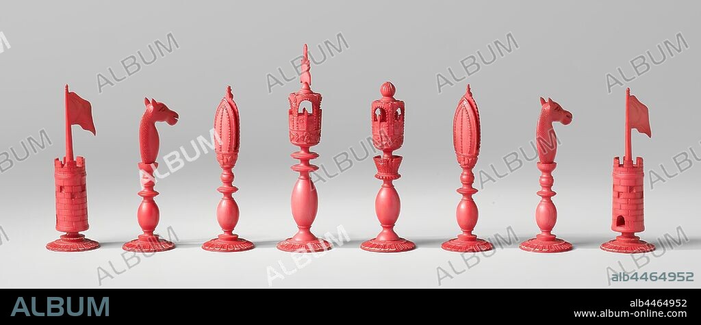 Chess game, red pieces, Simple chess game made of ivory. The pieces have a vase shape with a round, wide-flared foot, decorated with a palmette border. The king and queen are designed as a kind of pavilions, the tokens as stylized bishops, the towers are depicted by towers with flags and the horses by horse heads. The pawns have a vase shape with a flame., anonymous, Kanton, 1800 - 1850, ivory, h 8 cm h 7.75 cm h 10 cm h 7 cm h 8 cm h 5.2 cm h 5 cm × w 32 cm × d 26 cm.