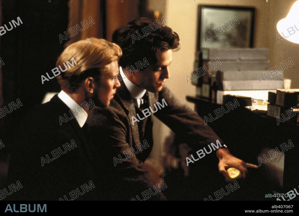 HUGH GRANT and JAMES WILBY in MAURICE, 1987, directed by JAMES IVORY. Copyright MERCHANT IVORY.