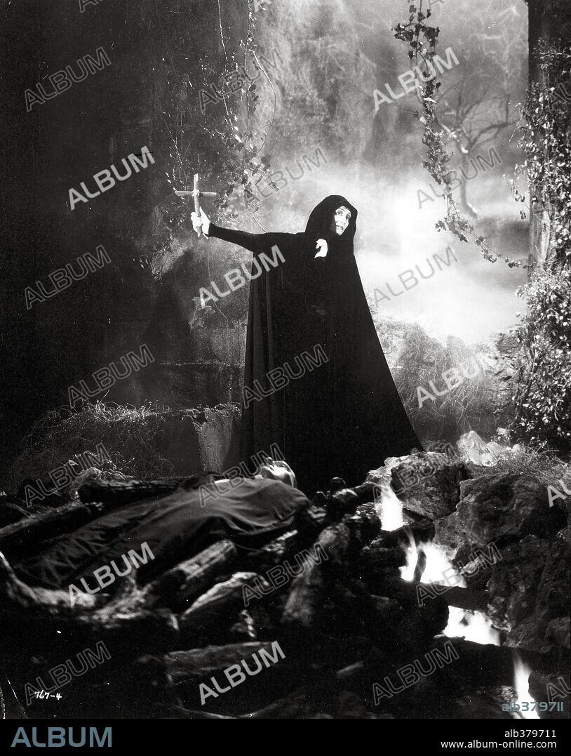 GLORIA HOLDEN in DRACULA'S DAUGHTER, 1936, directed by LAMBERT HILLYER. Copyright UNIVERSAL PICTURES.