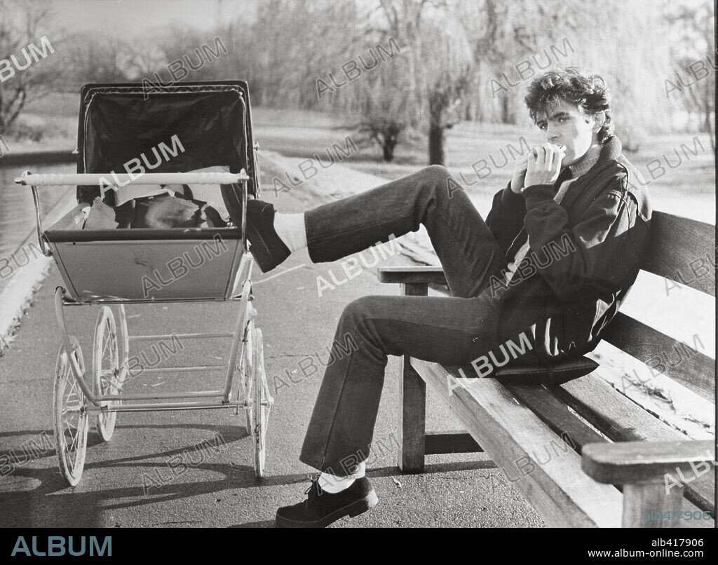 DAVID ESSEX in THAT'LL BE THE DAY, 1973, directed by CLAUDE WHATHAM. Copyright GOODTIMES/EMI.