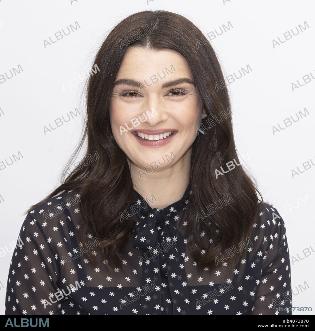 RACHEL WEISZ. November 16, 2018 - Hollywood, California, U.S. - Rachel Weisz stars in the movie The Favourite. 16/11/2018