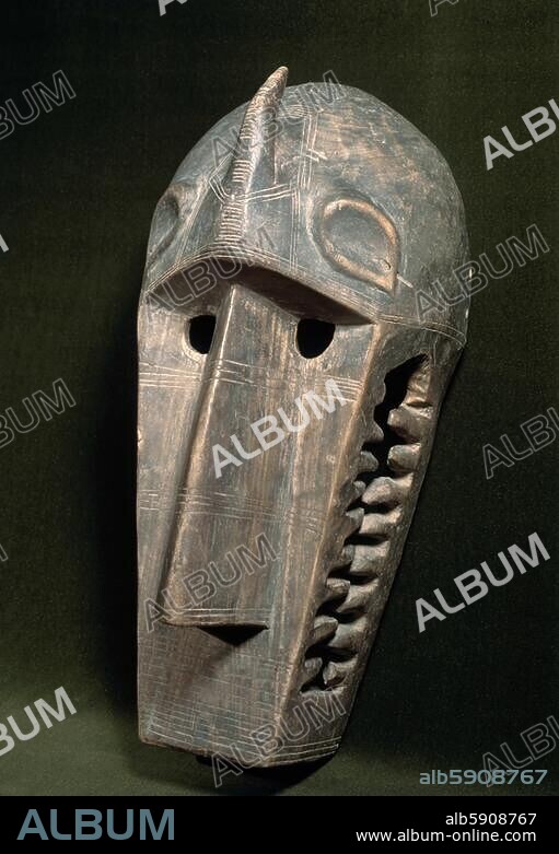 West African, Bamana (Bambara), Segou Region, Mali. Mask (Zoomorphic mask for religious and social dance ceremonies). Wood, height: 45 cm. Dakar, Institut d'Afrique noire.