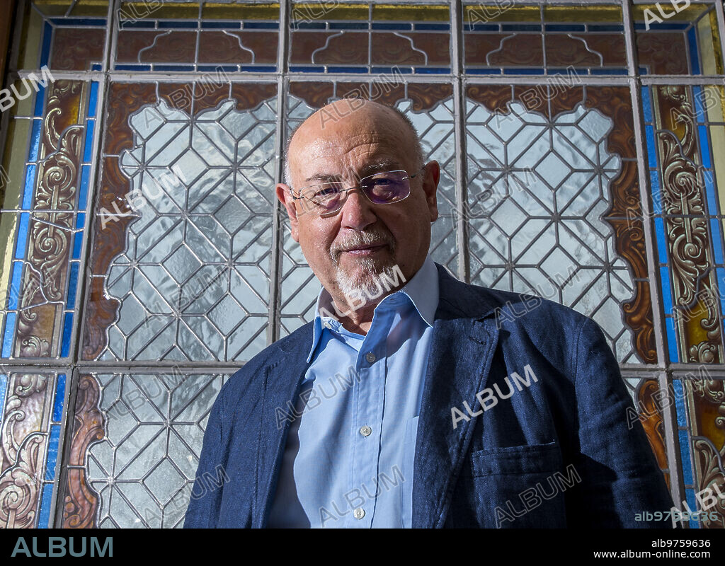 Seville, 05/30/2019. Interview with the writer Juan Eslava Galán. Photo: Juan José Úbeda Archsev.