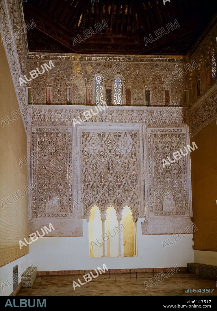 INTERIOR DE LA ANTIGUA SINAGOGA SAMUEL HA-LEVI DEL SIGLO XIV CONOCIDA CON EL NOMBRE DE SINAGOGA DEL TRANSITO CONVERTIDA EN MUSEO SEFARDI DESDE 1964.