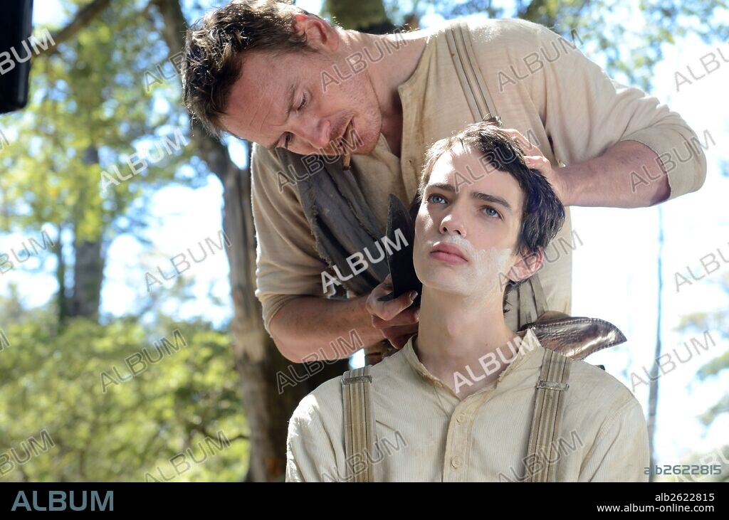 KODI SMIT-MCPHEE und MICHAEL FASSBENDER in SLOW WEST, 2015, unter der Regie von JOHN MACLEAN. Copyright SEE SAW FILMS.