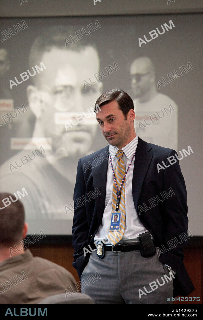 JON HAMM en TOWN, THE [CIUDAD DE LADRONES], 2010 (THE TOWN), dirigida por BEN AFFLECK. Copyright WARNER BROS PICTURES.