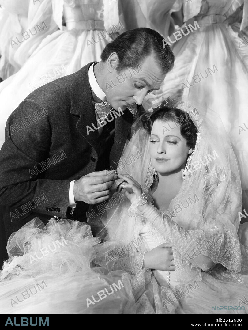BRIAN AHERNE and JEANETTE MACDONALD in SMILIN' THROUGH, 1941, directed by FRANK BORZAGE. Copyright M.G.M.
