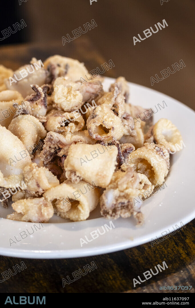 Andalusian style squid, D'TAPAS, Palamós, Girona, Catalonia, Spain.