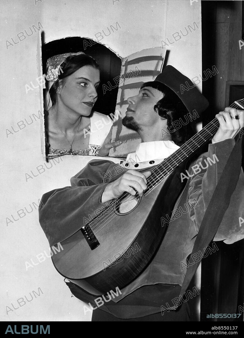 1958 - Skådespelarparet Kerstin Widgren och Hans Bergström spelar Lucretia och Callimaco i lustspelet "Mandragola" Fotokod: 190 COPYRIGHT PRESSENS BILD.