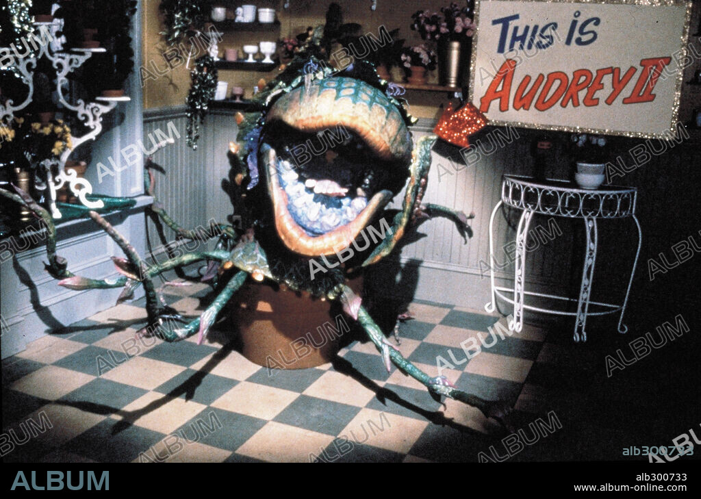 LA TIENDA DE LOS HORRORES, 1986 (LITTLE SHOP OF HORRORS), dirigida por FRANK OZ. Copyright WARNER BROTHERS.