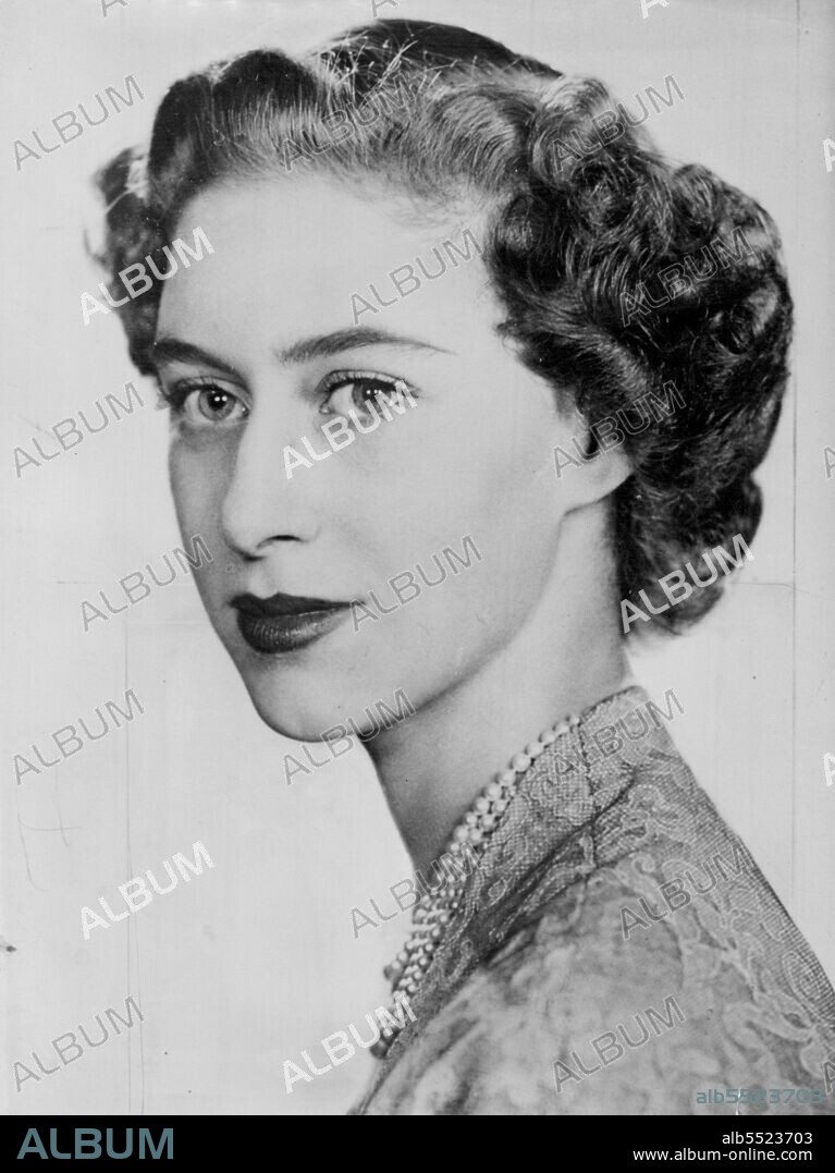 Africa Visit Portrait Of Princess Margaret - Her Royal Highness Princess Margaret will accompany H.M. Queen Elizabeth the Queen mother on her trip to Southern Rhodesia for the formal opening of the Cecil Rhodes centenary exhibition at Bulawayo.The Royal party will leave the United Kingdom June 30th. The opening takes place on July 3rd.In this Royal Command portrait studio by Dorothy Wilding. Princess Margaret is wearing a French-grey dress of fine lace with a ballerina-length skirt. July 14, 1953. (Photo by Associated Press Photo).