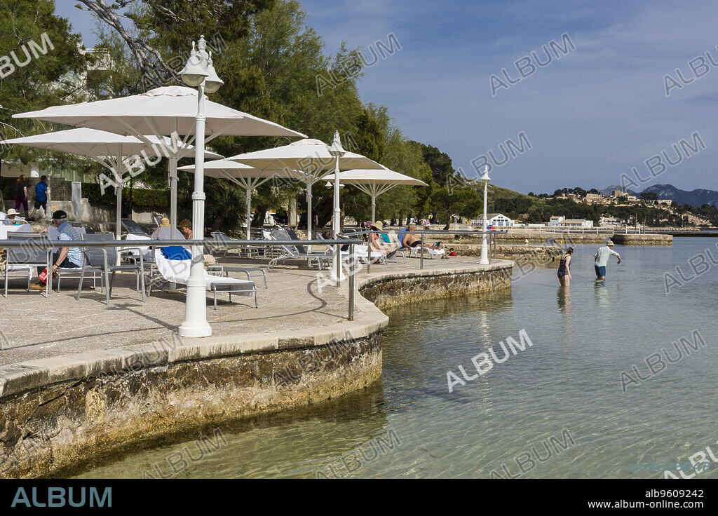 Hotel Miramar, puerto de Pollensa, paseo Colón, bahia de Pollença, Mallorca, balearic islands, spain, europe.