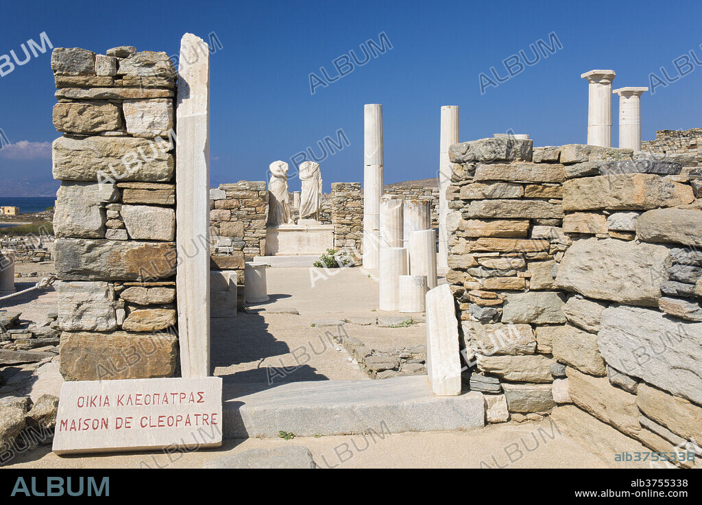 Archaeological remains of the House of Cleopatra, Delos, UNESCO World Heritage Site, Cyclades Islands, South Aegean, Greek Islands, Greece, Europe.
