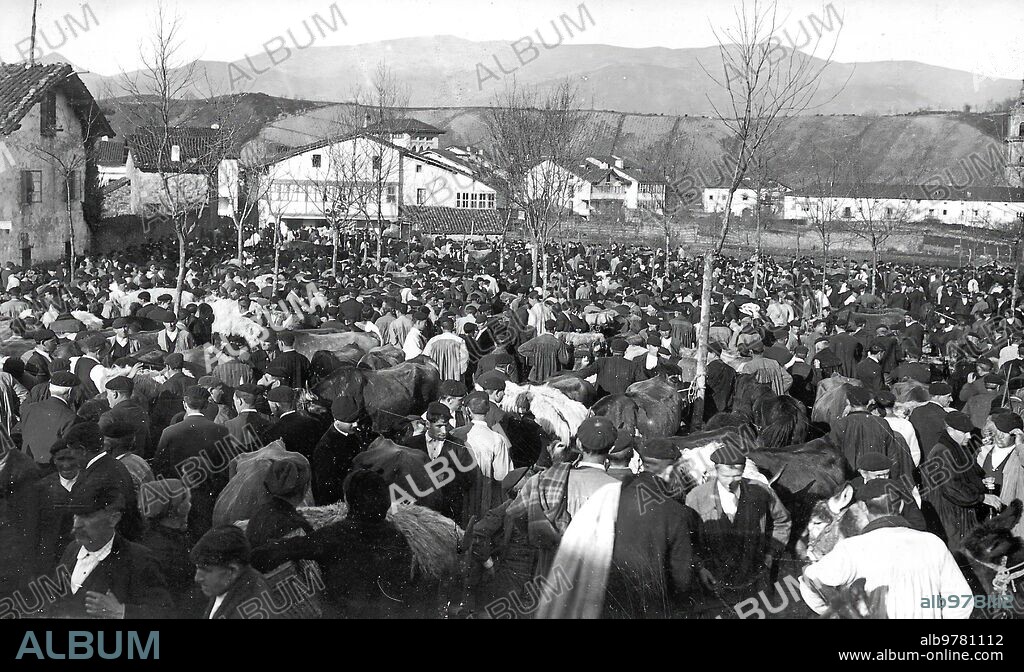 February 1920. Guipuzcoa. A Famous Fair. Aspect of the San Blas Fair, in Abadiano, Celebrated These Last Days. Photo Ojanguren.