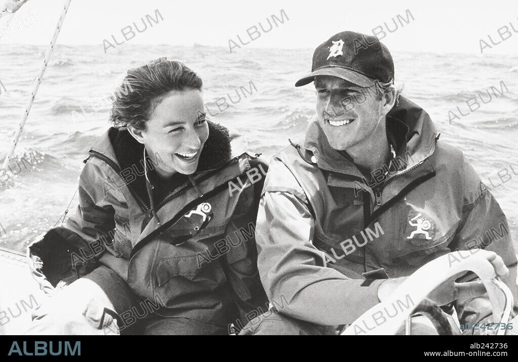 JENNIFER GREY and MATTHEW MODINE in WIND, 1992, directed by CARROLL BALLARD. Copyright TRI STAR PICTURES.