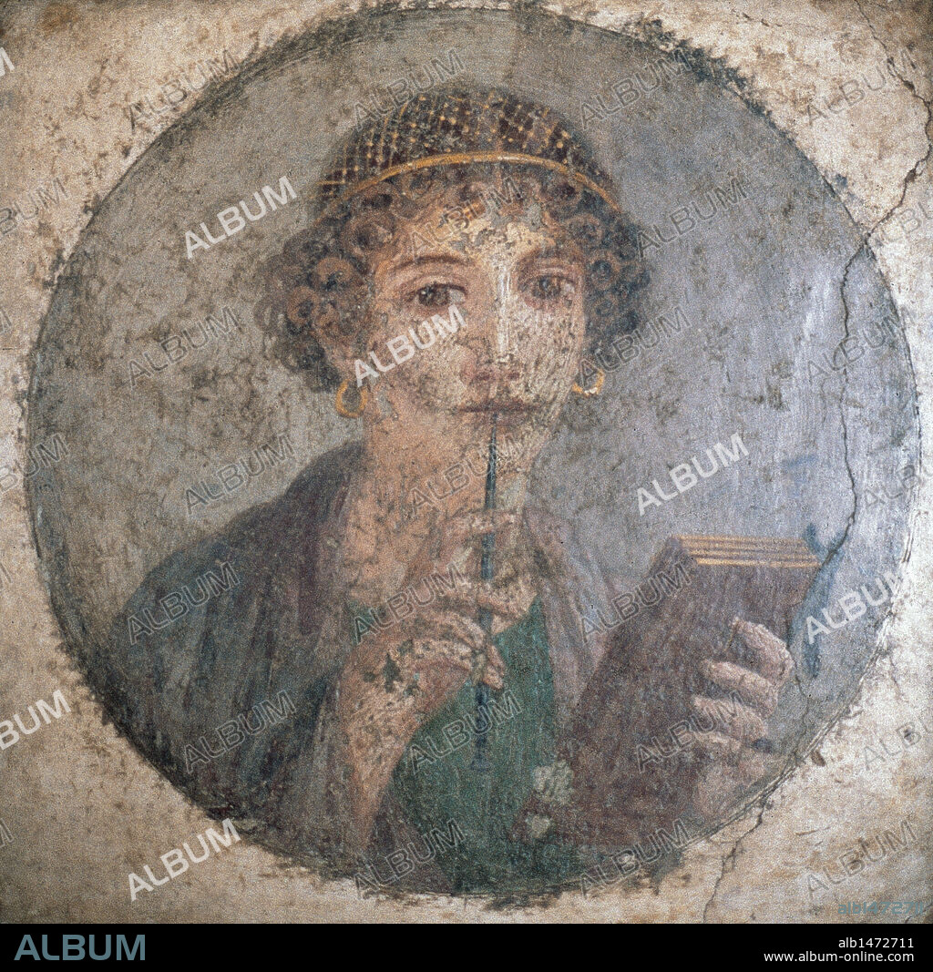 ARTE ROMANO. ITALIA. FRESCO con la representación de una escritora en espera de la inspiración. Se la identifica con la poetisa griega SAFO. Fechado en el s. I. Pompeya. Museo Nacional de Nápoles.