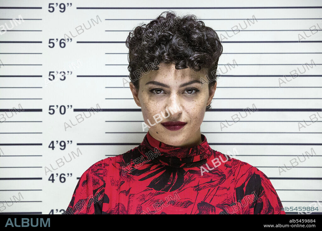 ALIA SHAWKAT en SEARCH PARTY, 2016, dirigida por MICHAEL SHOWALTER. Copyright JAX MEDIA.