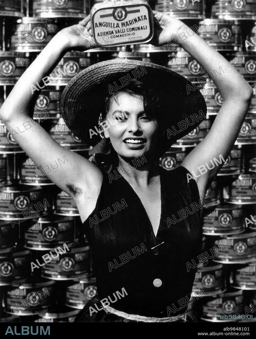 LOREN SOPHIA / LOREN SOFIA 1934/. SOPHIA LOREN en LA CHICA DEL RÍO, 1955 (LA DONNA DEL FIUME), dirigida por MARIO SOLDATI. Copyright PONTI-DE LAURENTIIS CINEMATOGRAFICA.