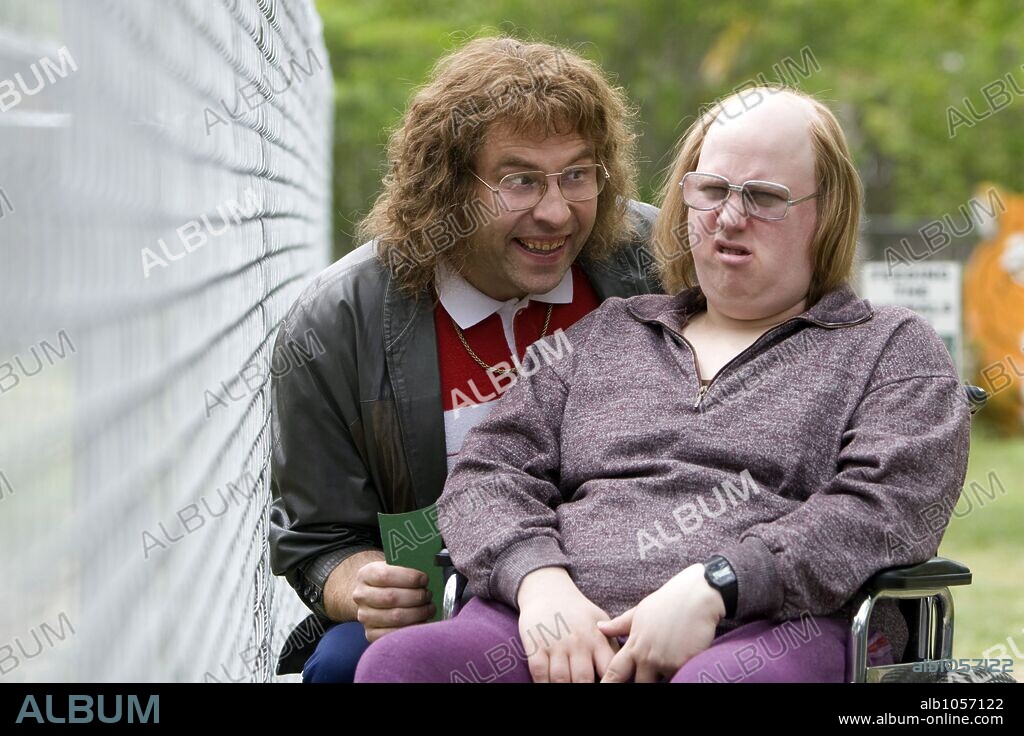DAVID WALLIAMS et MATT LUCAS dans LITTLE BRITAIN-TV, 2003, réalisé par MATT LIPSEY. Copyright BBC / TACKETT, MICHAEL.