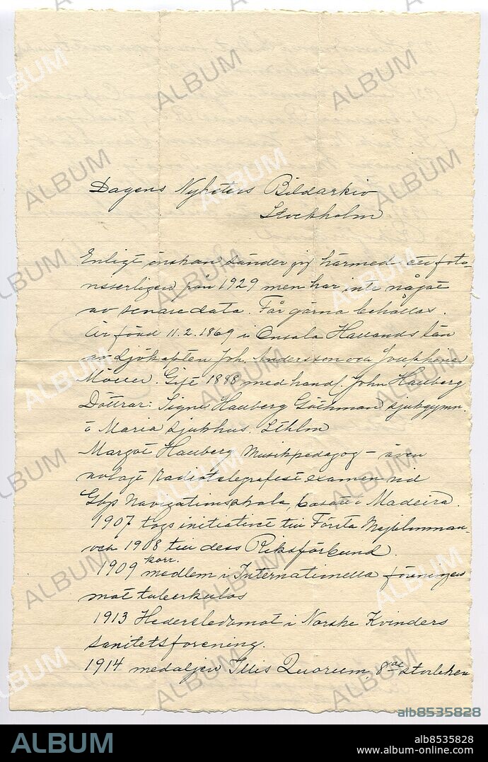 GÖTEBORG 19380112. Majblommans grundare, Beda Hallberg, sände 12 januari 1938 ett foto av sig själv tillsammans med ett brev till Dagens Nyheters Bildarkiv med en presentation av sig själv.. Beda Hallberg började sälja majblommor för att hjälpa. tuberkulossjuka. Sjukdomens härjningar hade hon upplevt på nära håll hemma vid gården Presse i Onsala i norra. Halland, där hon tillsammans med sin mamma besökte drabbade hem för att hjälpa till (brevets andra sida se annan bild). Kod: 194 SCANPIX.