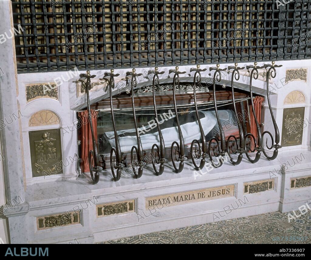 SEPULCRO DE LA BEATA MARIA DE JESUS-1560/1640-CARMELITA PREDILECTA DE STA TERESA DE JESUS.