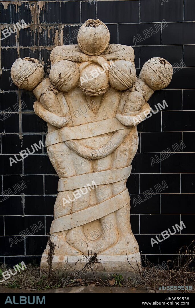 Memorial for the tortured Kurds in the Amna Suraka or Red Security Museum, former headquarters of the Iraqui intelligence service, Sulaymaniyah, Iraqi Kurdistan, Iraq