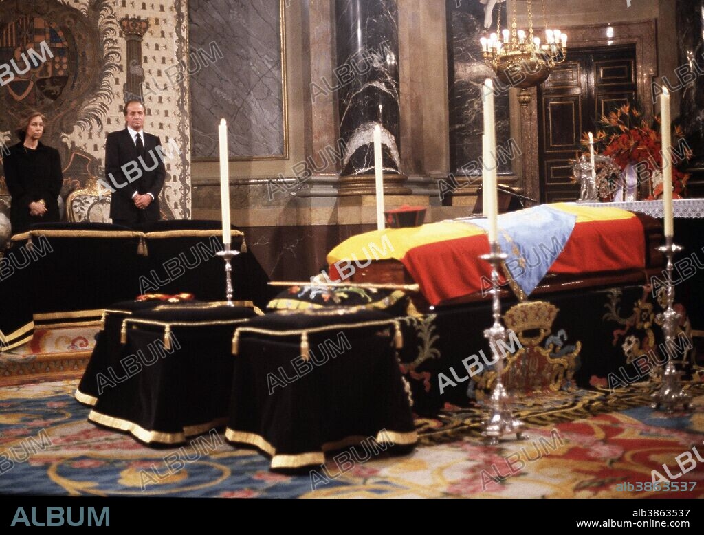 Funeral de Estado del Rey Don Juan de Juan de Borbón y Battenberg " Juan III ". En la foto : Los Reyes de España Juan Carlos I y Sofia de Grecia.