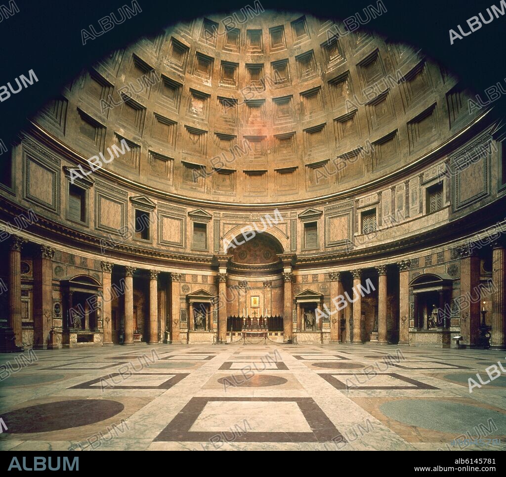 APOLODORO DE DAMASCO. *TOMA CON OJO DE PEZ DEL INTERIOR DEL TEMPLO, LA BOVEDA DE CASETONES MIDE 43,50 METROS DE DIAMETRO.