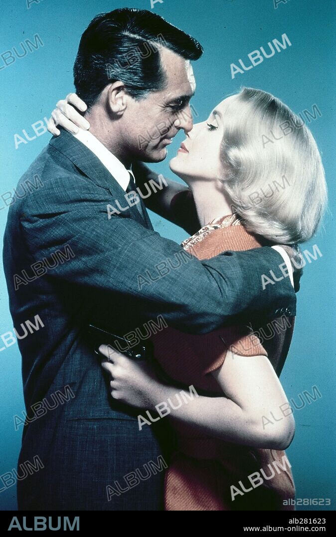 CARY GRANT and EVA MARIE SAINT in NORTH BY NORTHWEST, 1959, directed by ALFRED HITCHCOCK. Copyright Metro-Goldwyn-Mayer (MGM).