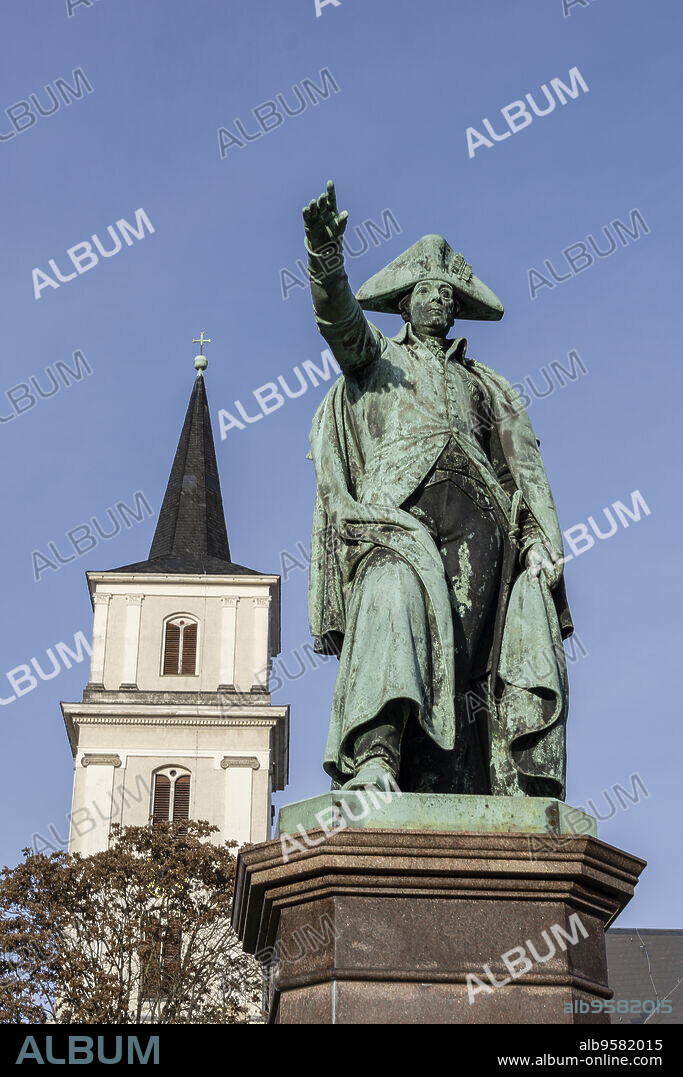 Vater Franz monument to Leopold III Frederick Franz, Duke of Anhalt-Dessau, St. John's Church, Dessau, Saxony-Anhalt, Germany, Europe.