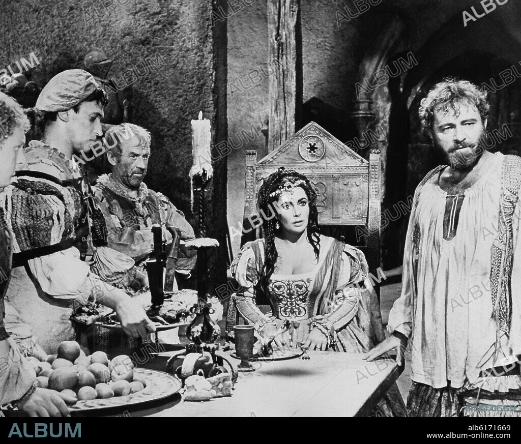 FRANCO ZEFFIRELLI. ESCENA DE LA PELICULA "LA MUJER INDOMABLE" - 1966 - LIZ TAYLOR Y RICHARD BURTON.