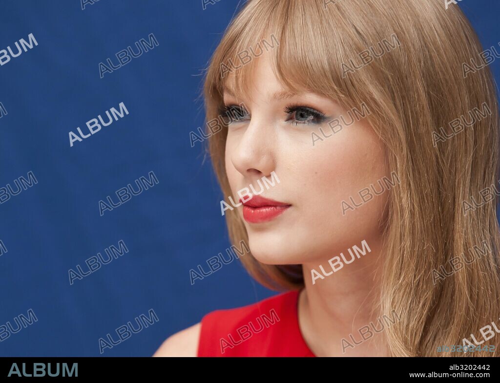 February 7, 2012 - Hollywood, California, U.S. - Actress Taylor Swift from the film ''Dr. Seuss' The Lorax'' in Los Angeles, CA on February 7, 2012. 07/02/2012