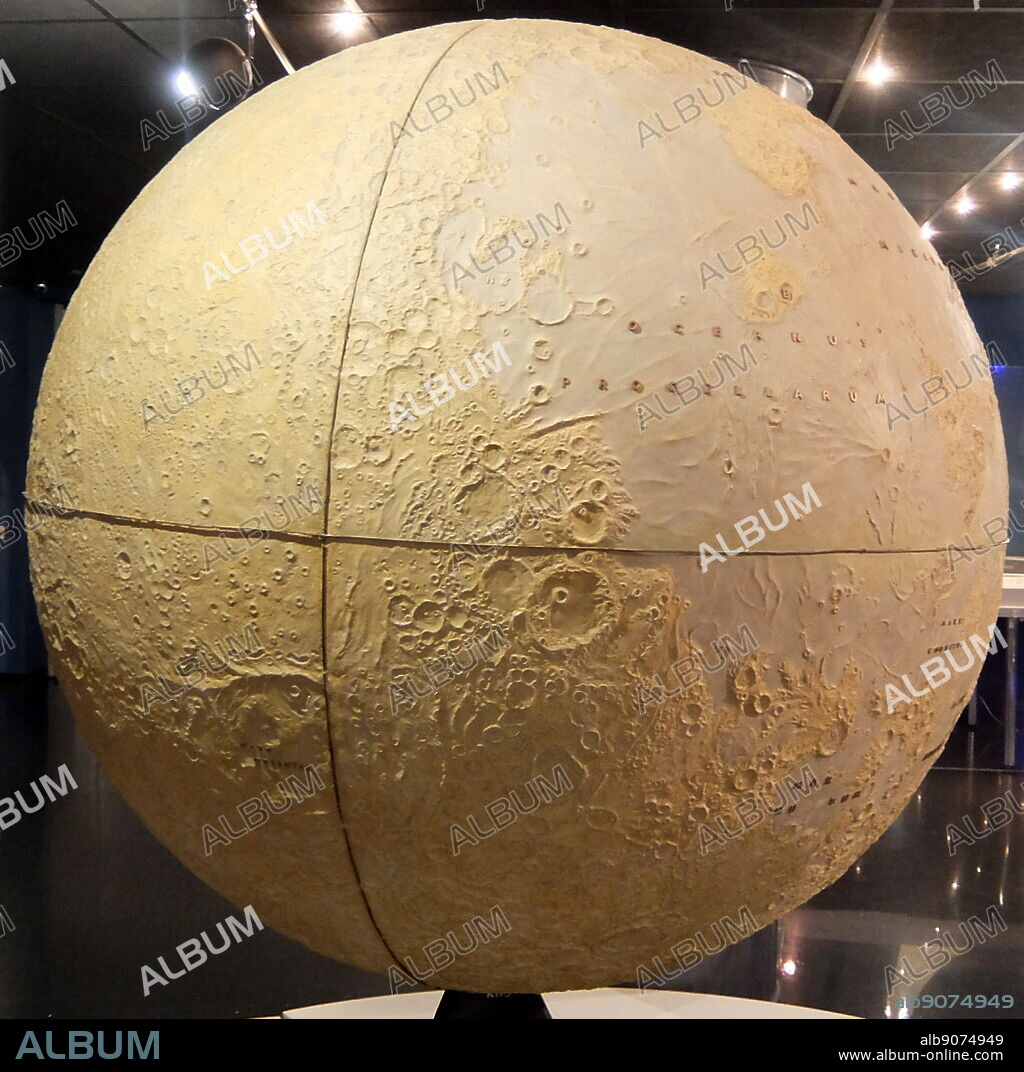 Moon Globe, based on images from automatic stations Luna-3, Zond-4, Zond-5, Zond-6, Zond-7 and Zond-8. The Soviet automatic station Luna-3 was the first to return images of the lunar far side on October 7, 1959. Signal acquisition was carried out in Crimea, Simeiz Observatory. Between 1965 and 1970 spacecraft Zond-4 - Zond-8 continued exploration of the Moon and obtained photographs from a distance of 1500 km and 9500 km. The first map of the lunar far sidewith hundreds of surface details identified by their reflection characteristics was based on collected materials. Full catalog of these details was included in the "Atlas of the far side of the Moon" (1960).