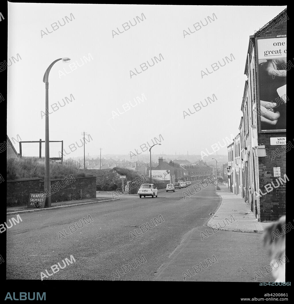 Scotia Road, Burslem, Stoke-on-Trent, Staffordshire, 1965-1968. Looking north along Scotia Road with the entrance to Wain Street visible to the extreme right.