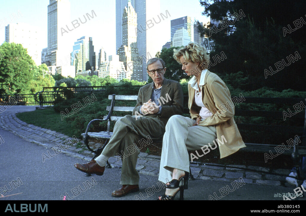 TEA LEONI and WOODY ALLEN in HOLLYWOOD ENDING, 2002, directed by WOODY ALLEN. Copyright GRAVIER PRODUCTIONS/DREAMWORKS SKG/PERDIDO PRODUCTIONS / CLIFFORD, JOHN.