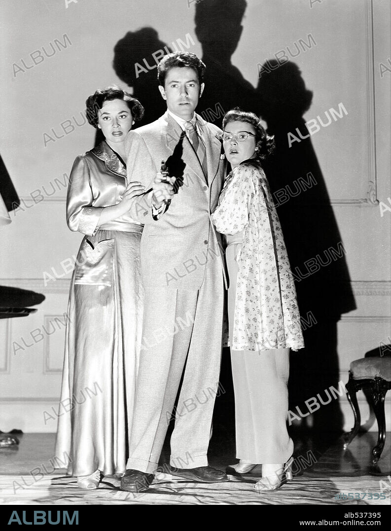 FARLEY GRANGER, PATRICIA HITCHCOCK und RUTH ROMAN in STRANGERS ON A TRAIN, 1951, unter der Regie von ALFRED HITCHCOCK. Copyright WARNER BROTHERS.