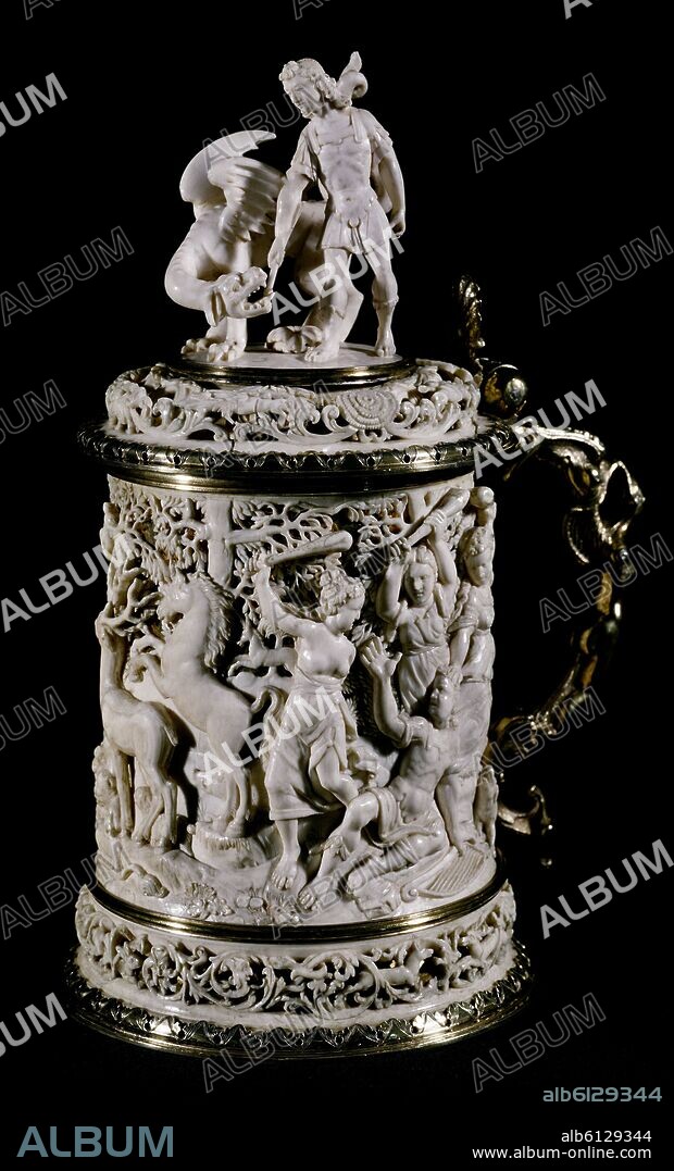 ESCUELA ALEMANA. JARRA DE MARFIL Y PLATA DE CARLOS V NARRA LA HISTORIA DE DIANA Y ACTEON - SIGLO XVI - RENACIMIENTO ALEMAN.