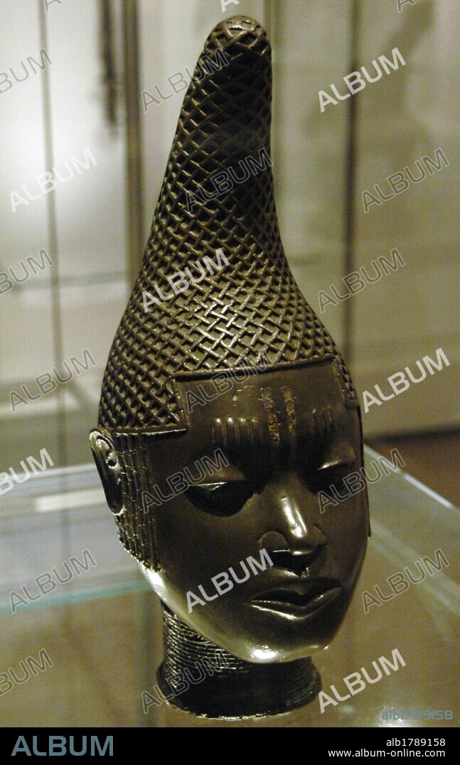 ARTE AFRICANO. NIGERIA. S. XVI. CABEZA DE UNA REINA MADRE. Bronce. Reino de Benín. Museo Británico. Londres. Inglaterra. Reino Unido.