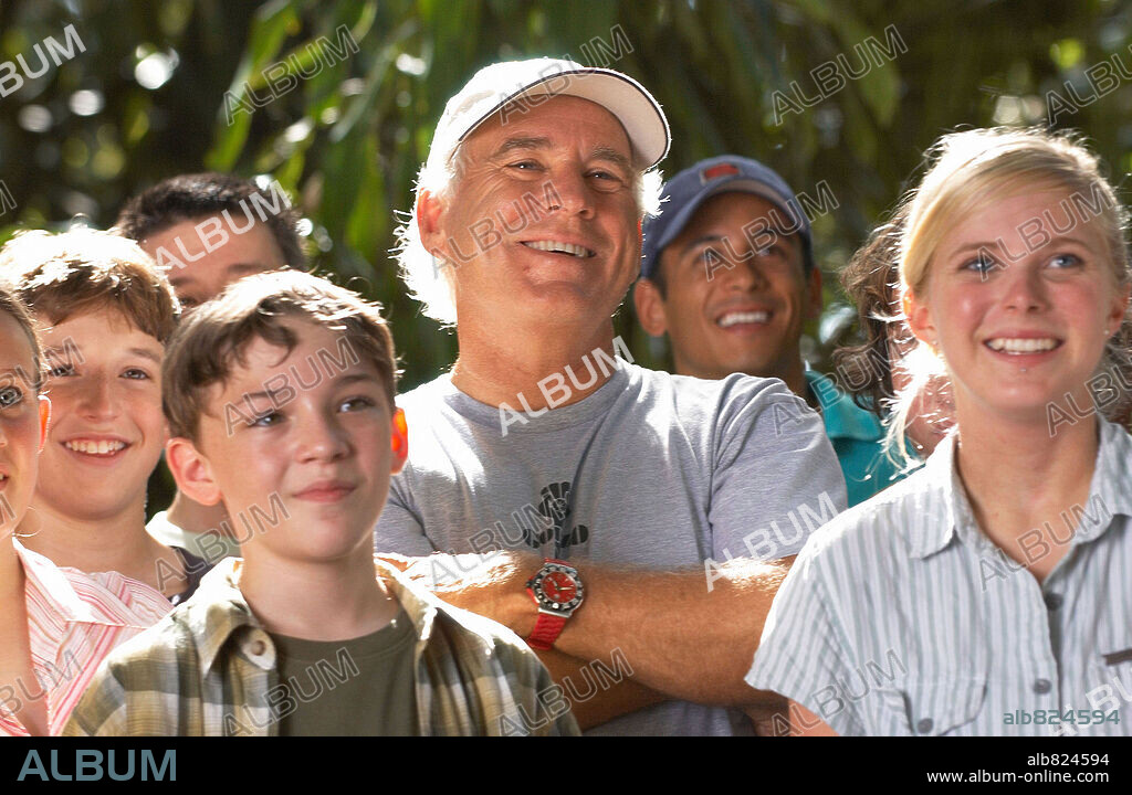JIMMY BUFFETT dans HOOT, 2006, réalisé par WIL SHRINER. Copyright NEW LINE PRODUCTIONS / WATSON, GLEN.