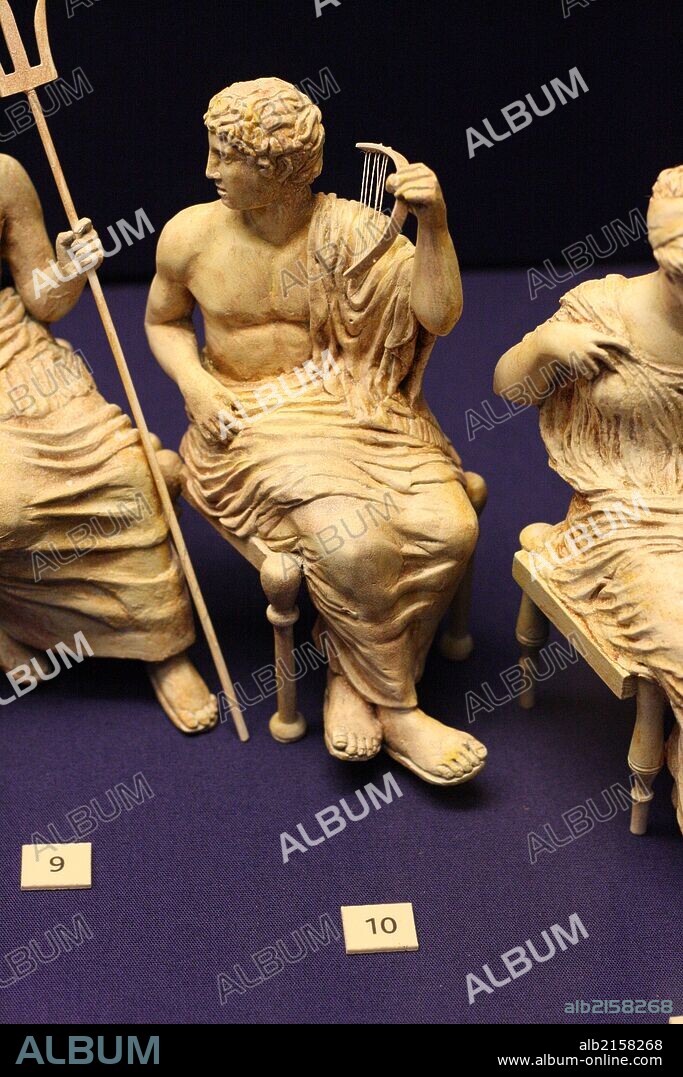 3-D recreation of the Olympian gods of the Parthenon frieze. By sculptors from the Tsukuba University, and Tokyo University of the Arts. (Photo by: Universal History Archive/UIG via Getty Images).