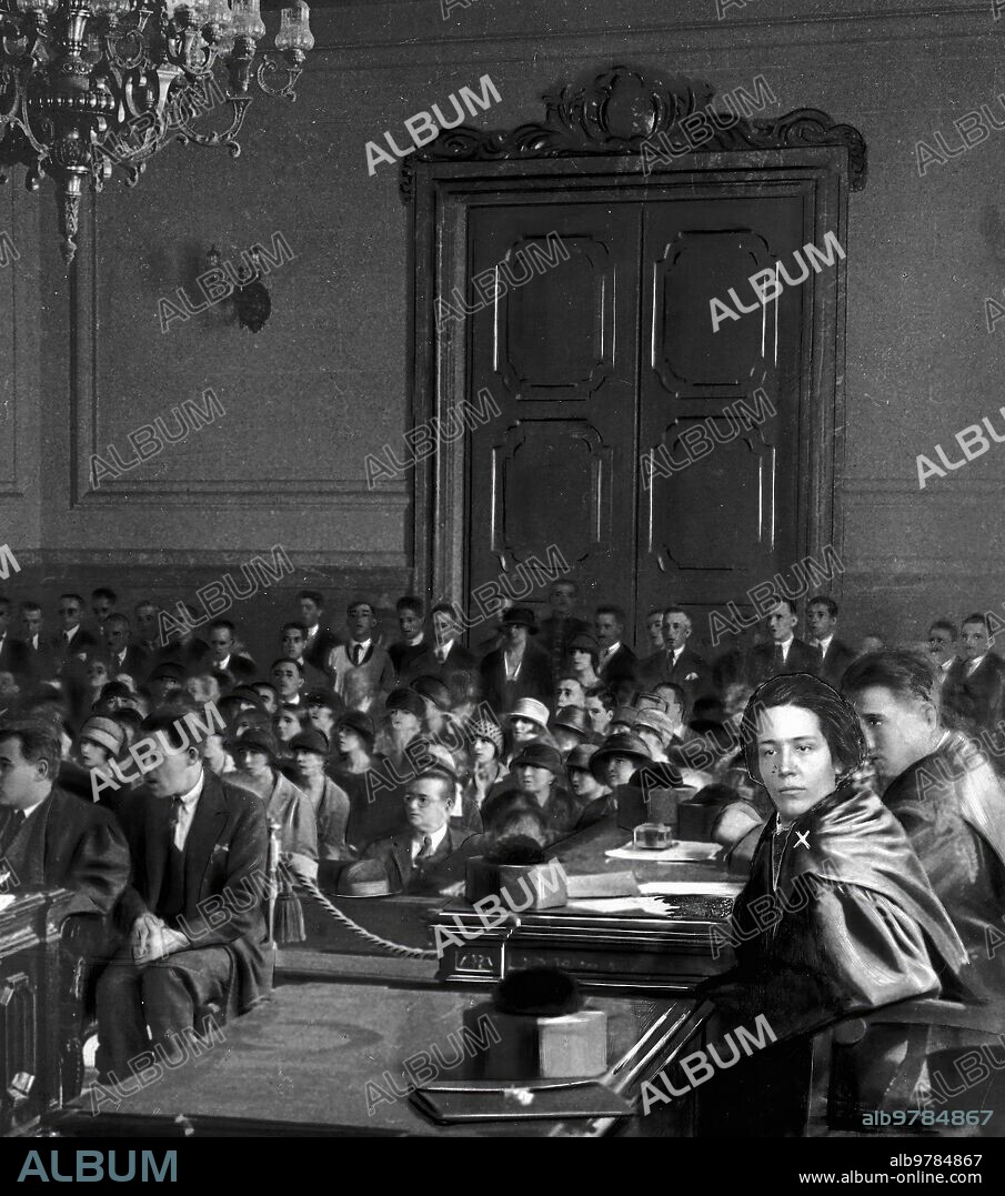 April 29, 1925. Lawyer Victoria Kent, the first woman to practice law in Spain.